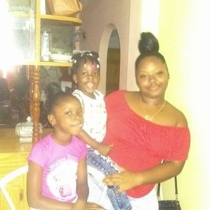 Meet your Posher, Cassandra